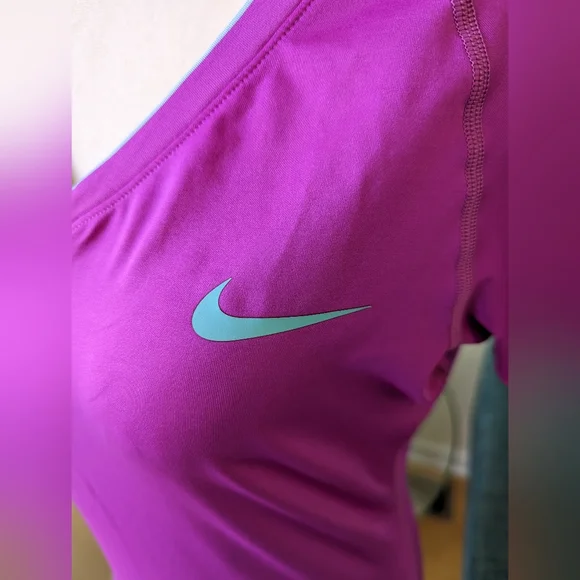 NIKE PRO DRI-FIT MEDIUM FITTED TOP WORKOUT DARK PINK WITH BLUE SWOOSH & NECKLINE - Picture 3 of 6
